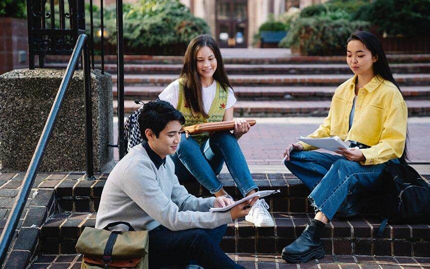 GRE vs GMAT 2025 : lequel choisir pour un MBA ?